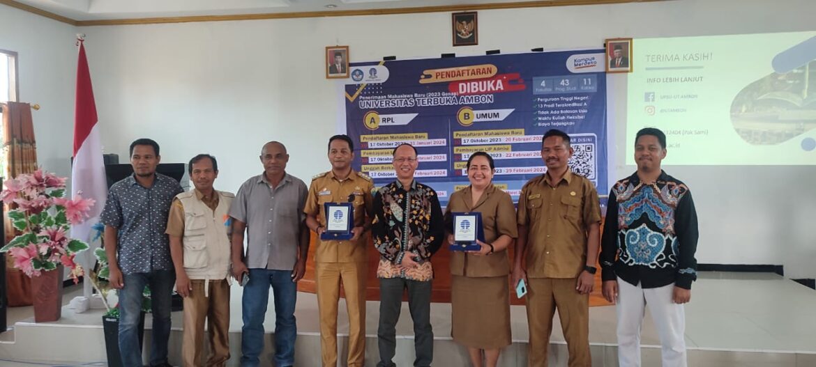 Kades dan Ketua BPD Bisa Bebas 50 SKS Kuliah di UT