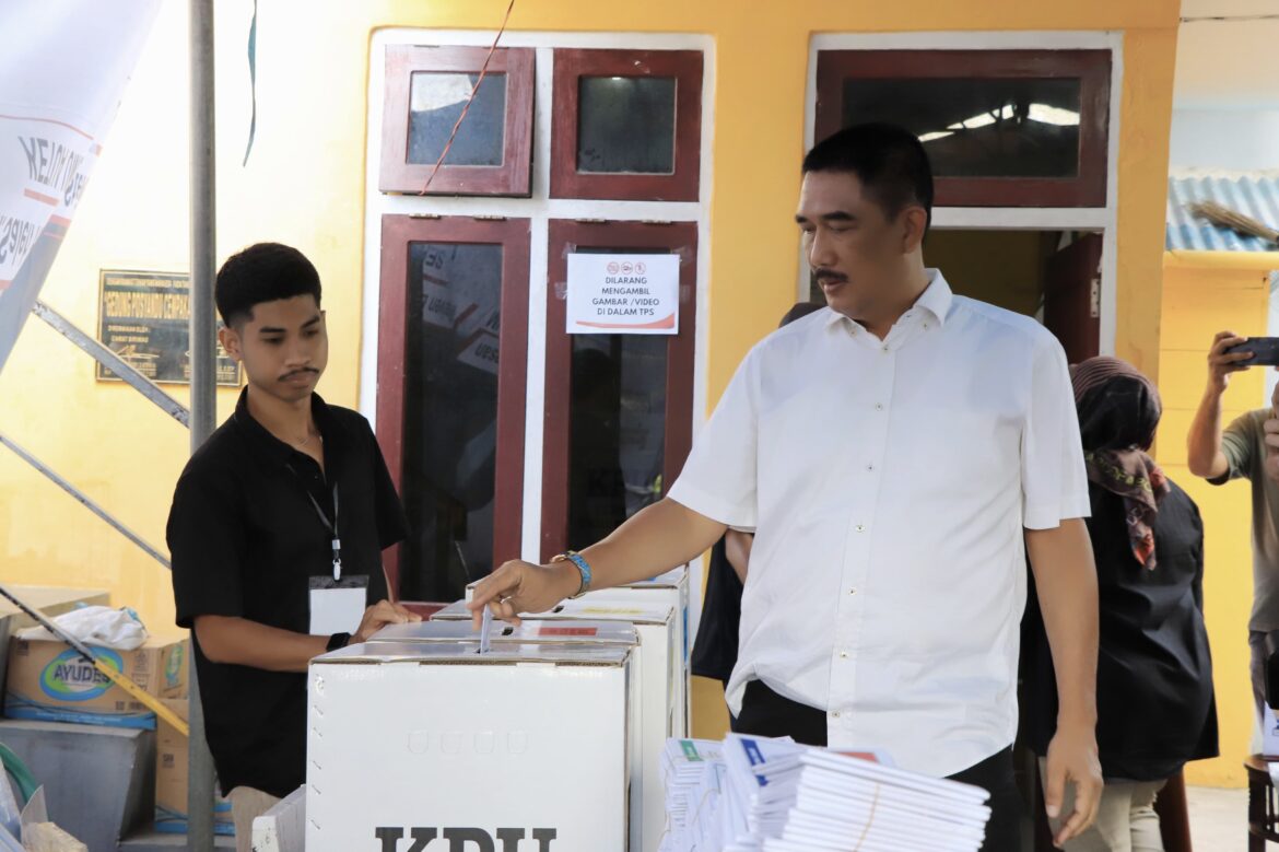 KAJATI DAN WAKAJATI MALUKU MENGIKUTI PEMILU DI KOTA AMBON