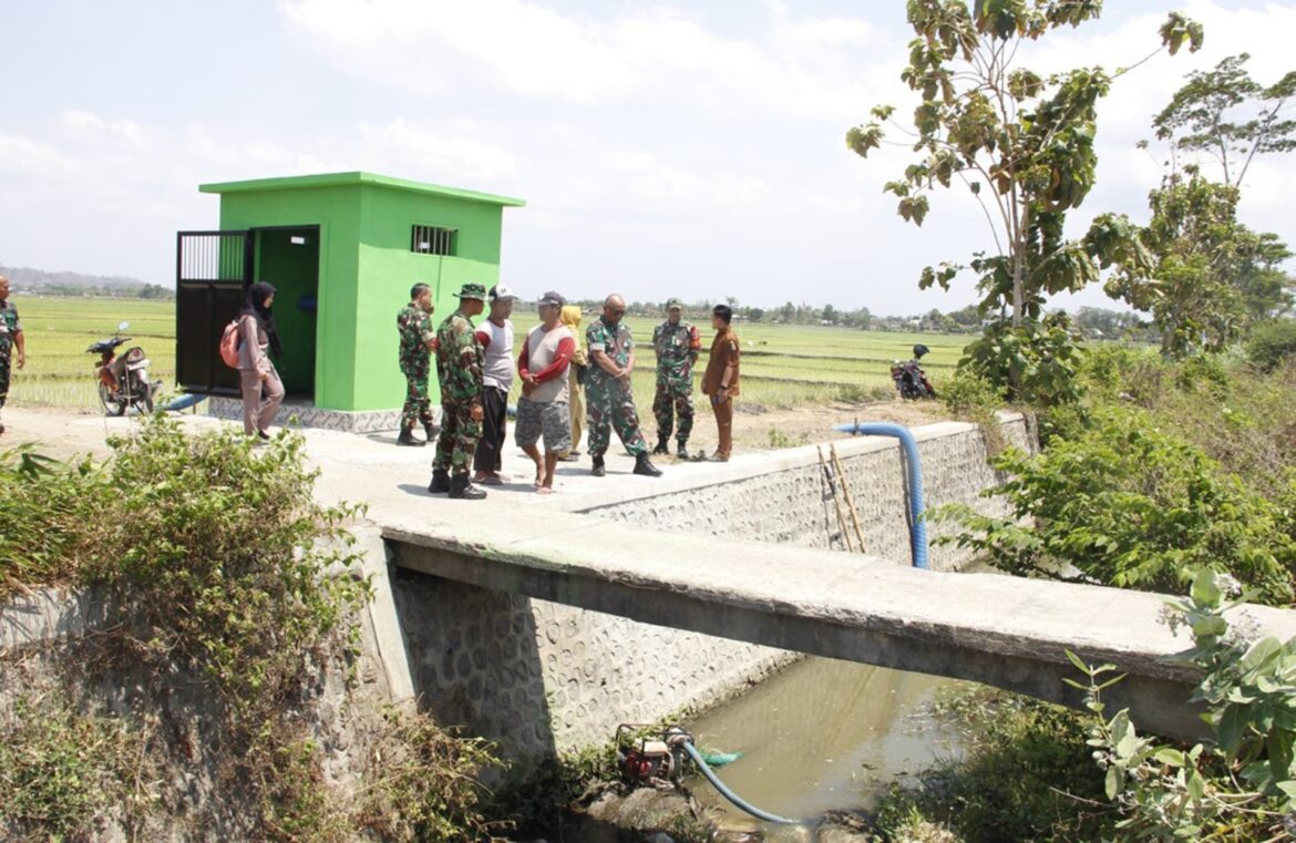 Letkol Inf Budi Santoso Tinjau Program Pompanisasi di Wilayah Koramil 0808/10 Kademangan